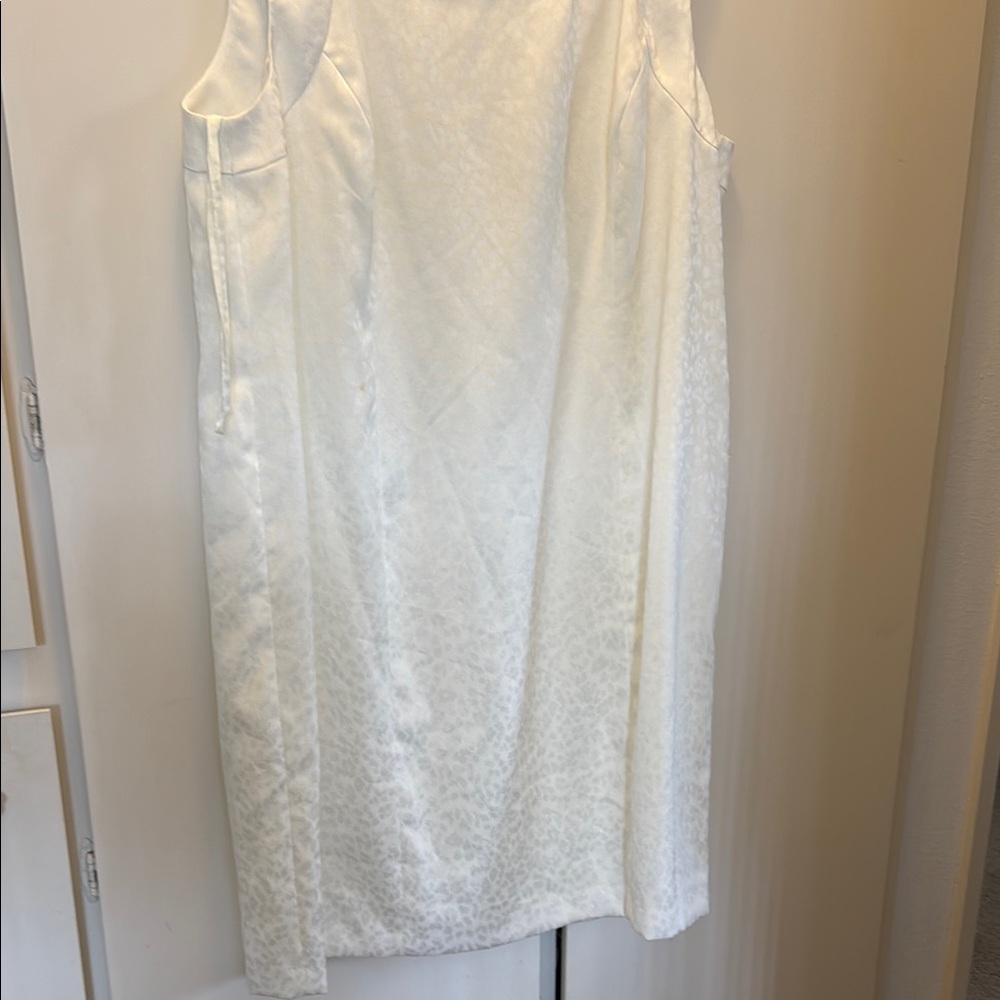Kasper Cream Sheath Mini Dress Scoop Neck Sleeveless